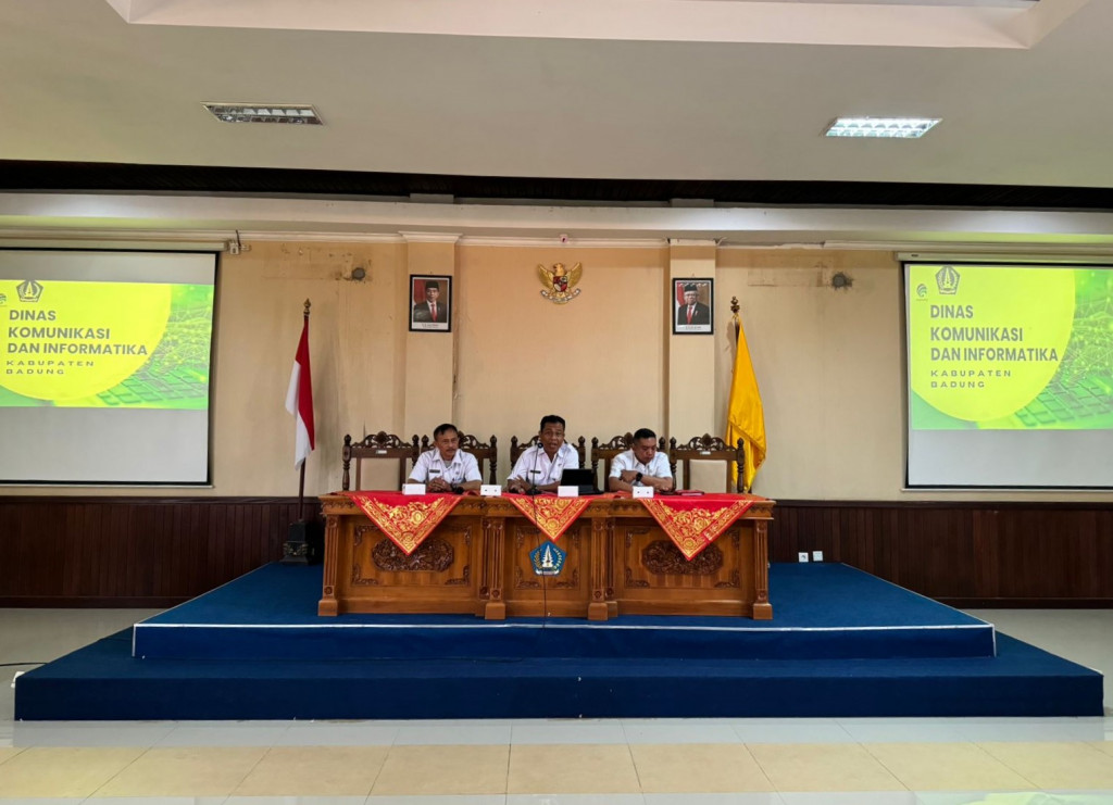KEGIATAN SOSIALISASI MENGENAI EVALUASI LAYANAN AKSES JARINGAN INTERNET BADUNGFREEWIFI DAN KOMINFOWIFI DI KANTOR CAMAT MENGWI